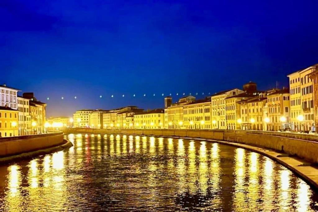 Centro Storico Spina White House Apartment Пиза Екстериор снимка